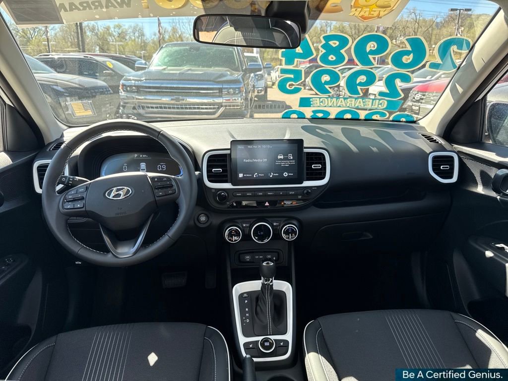 Certified 2026 Hyundai Venue SEL image 38