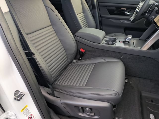 New 2025 Land Rover Discovery Sport S AWD/4WD image 18