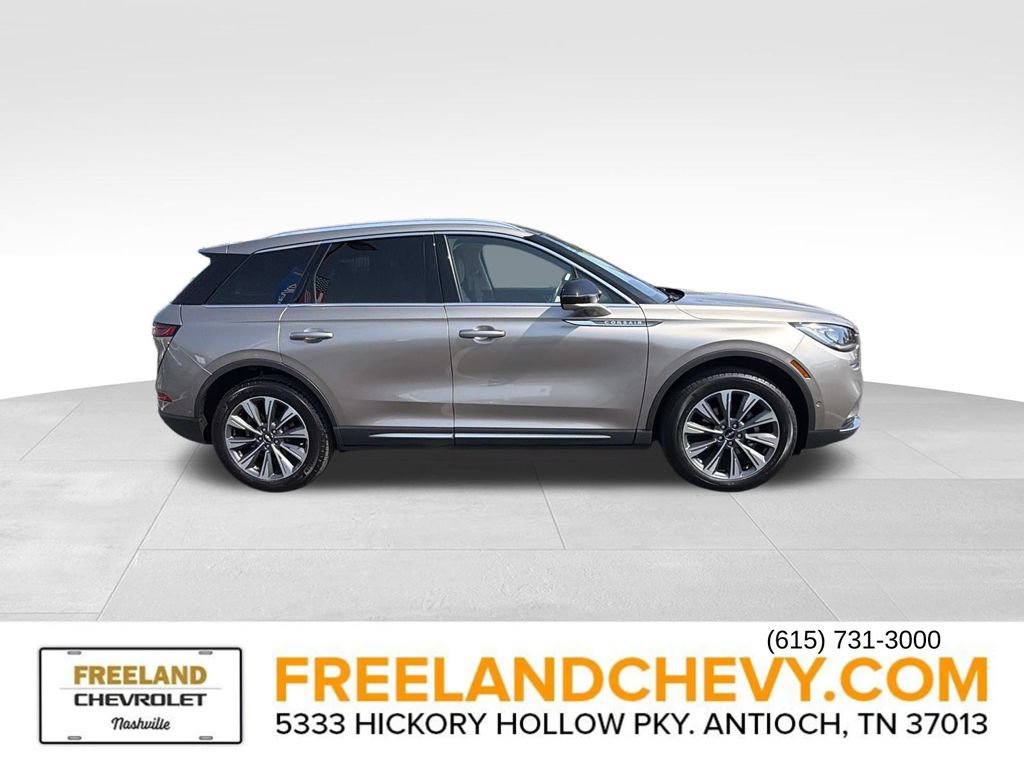 Used 2020 Lincoln Corsair Reserve w/ Equipment Group 201A FWD image 2