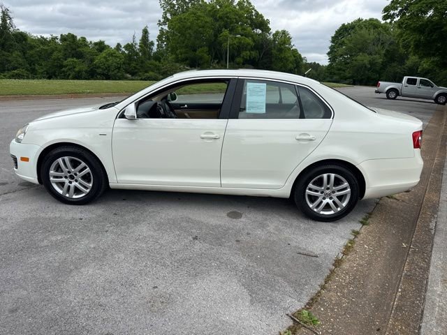 Used 2007 Volkswagen Jetta Wolfsburg Edition FWD image 4
