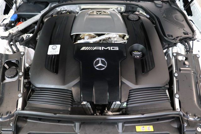 Used 2022 Mercedes-Benz SL 55 AMG 4MATIC w/ Driver Assistance Package image 36