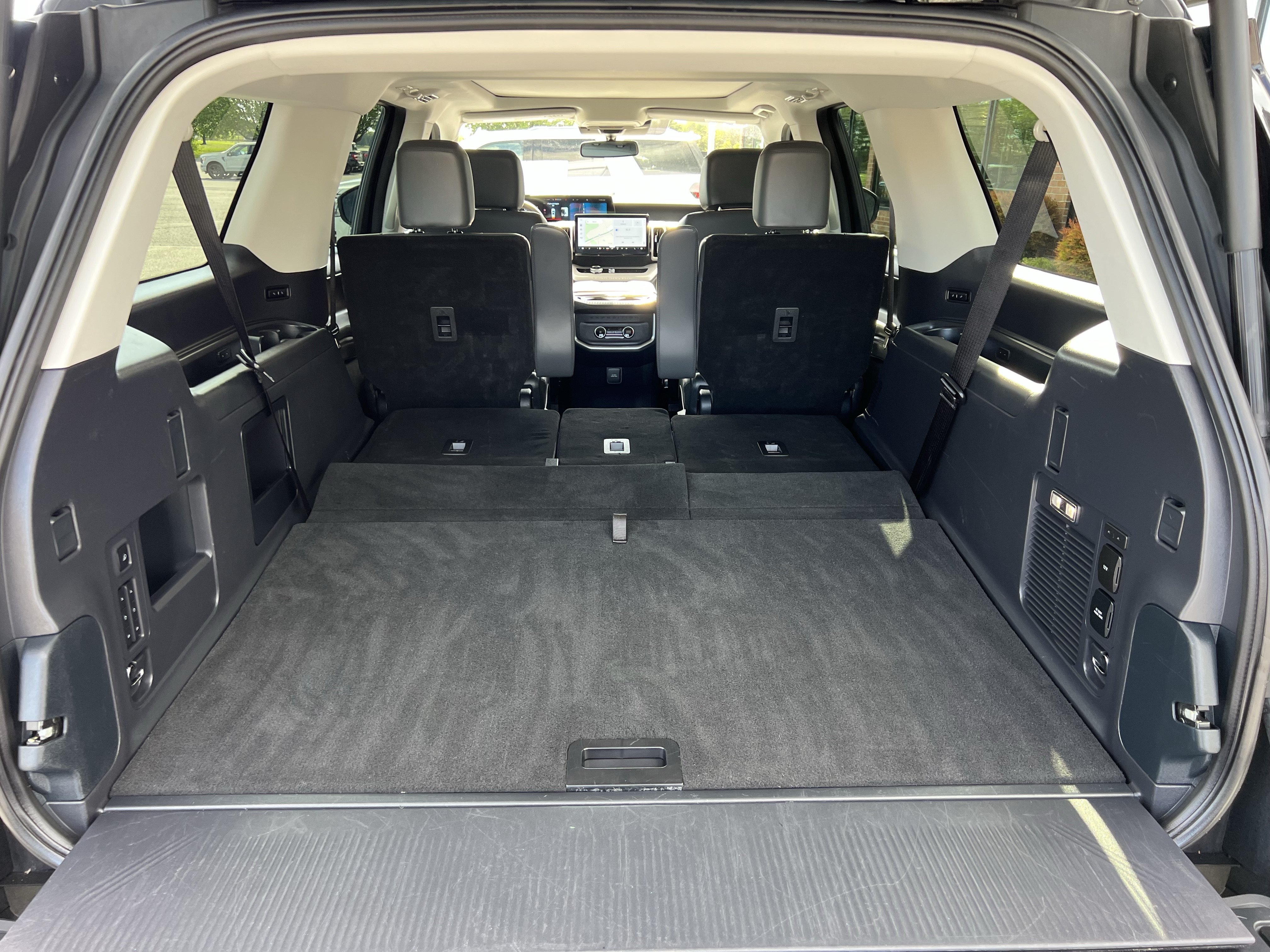 Used 2025 Ford Expedition Max Active AWD/4WD image 53