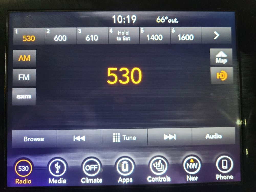 Used 2019 Jeep Grand Cherokee Limited image 25