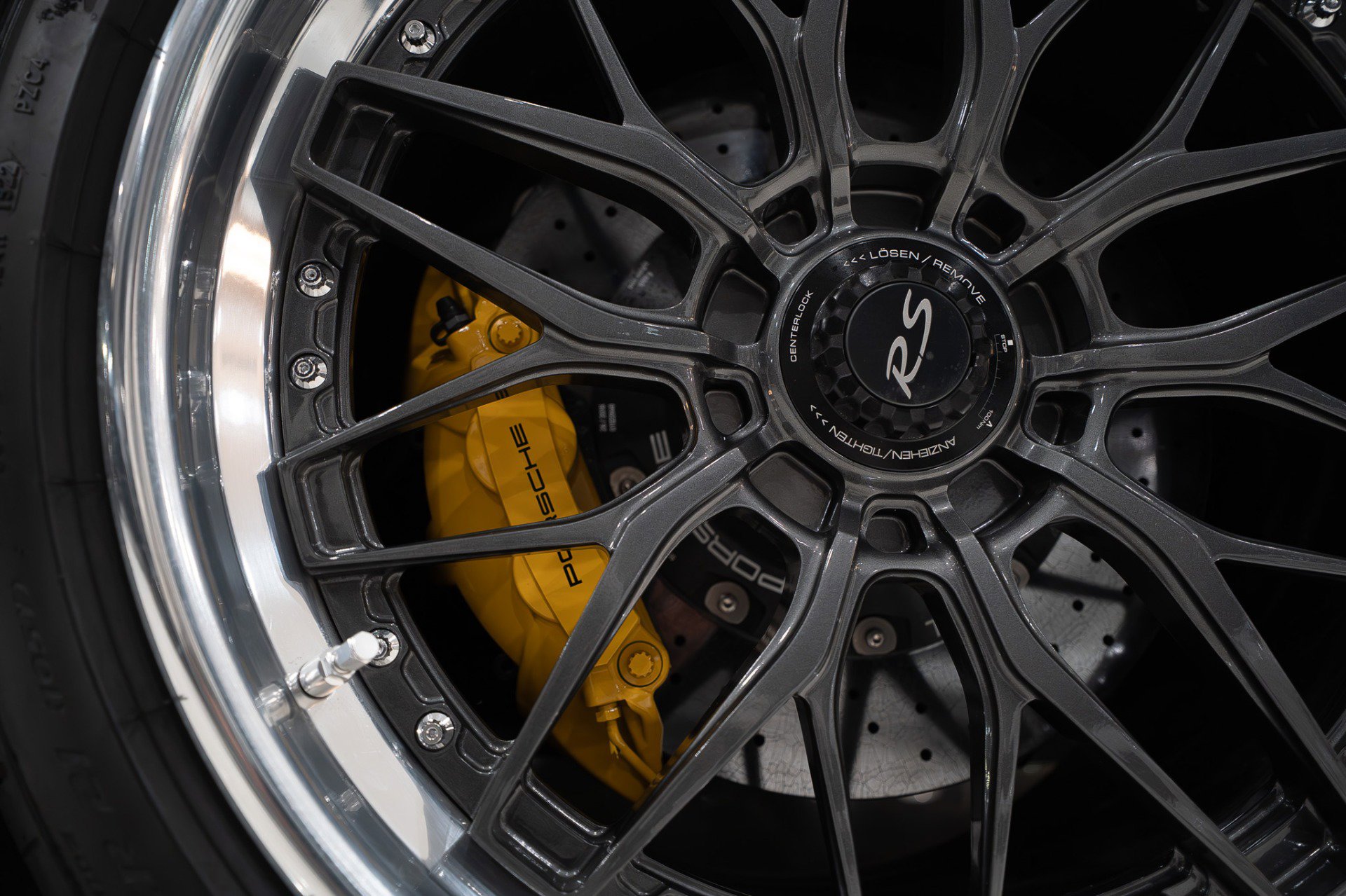 Used 2018 Porsche 911 GT2 RS image 50