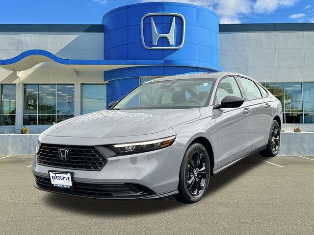 Used 2025 Honda Accord SE image 5