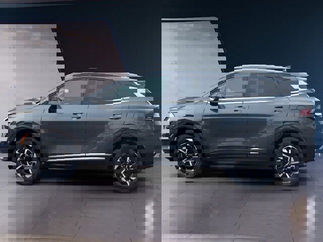 Certified 2023 Kia Sportage LX image 2