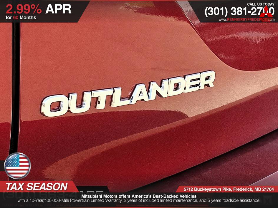 Used 2025 Mitsubishi Outlander SE image 19