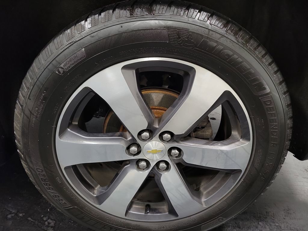 Used 2018 Chevrolet Traverse LT image 11