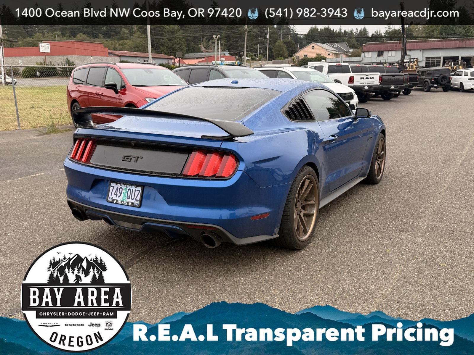 Used 2017 Ford Mustang GT Premium w/ GT Performance Package RWD image 5