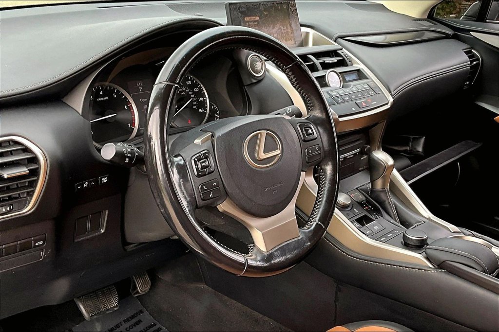 Used 2016 Lexus NX 200t FWD image 16