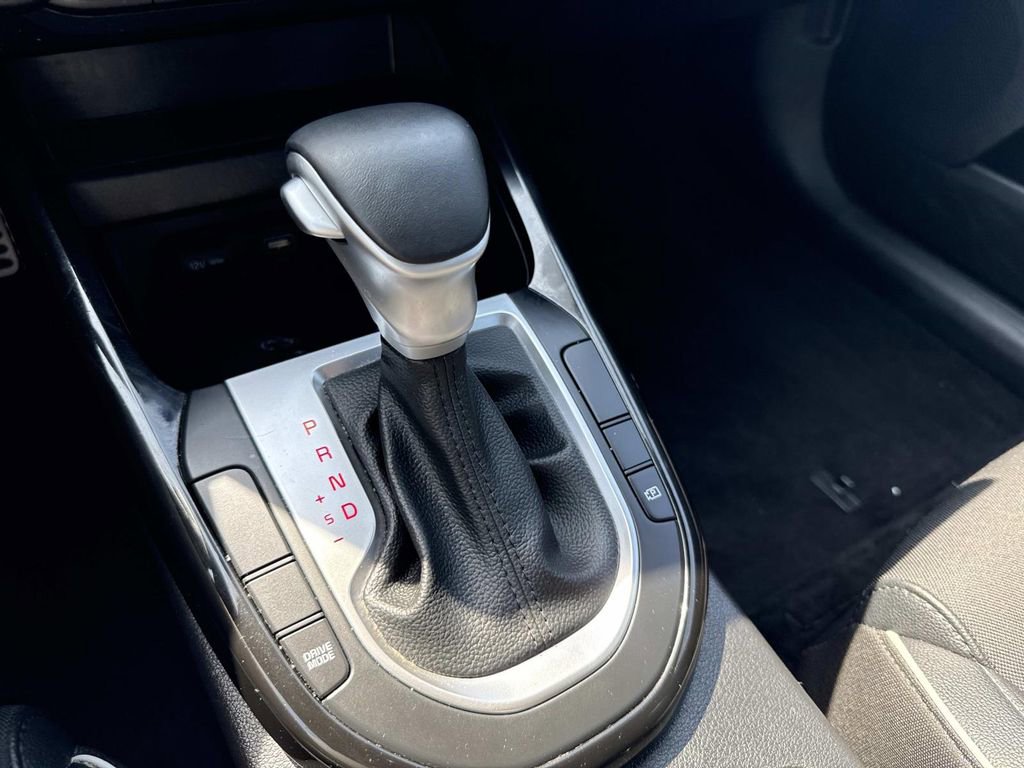 Used 2023 Kia Forte GT-Line w/ GT-Line Technology Package FWD image 26