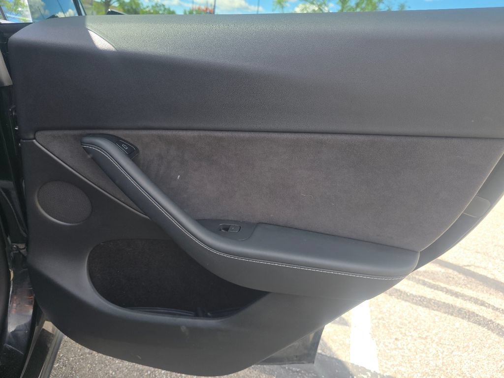 Used 2022 Tesla Model Y Performance AWD/4WD image 20
