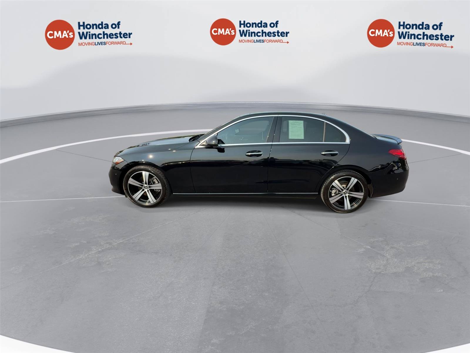 Used 2025 Mercedes-Benz C 300 4MATIC Sedan image 5