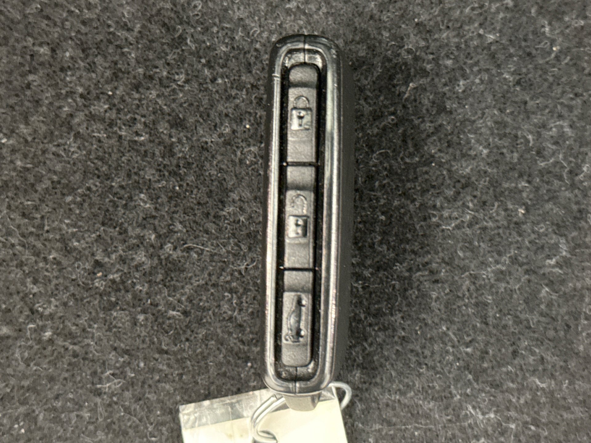 Used 2025 Volvo XC40 B5 Core image 24