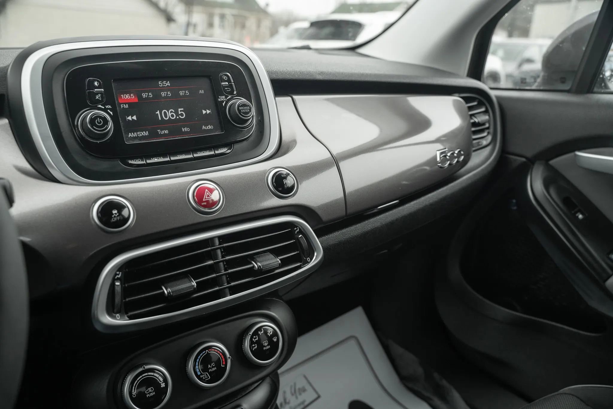 Used 2016 FIAT 500X Easy image 18