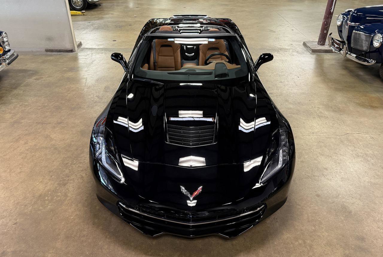 Used 2018 Chevrolet Corvette Stingray Convertible w/ 3LT Preferred Equipment Group image 7