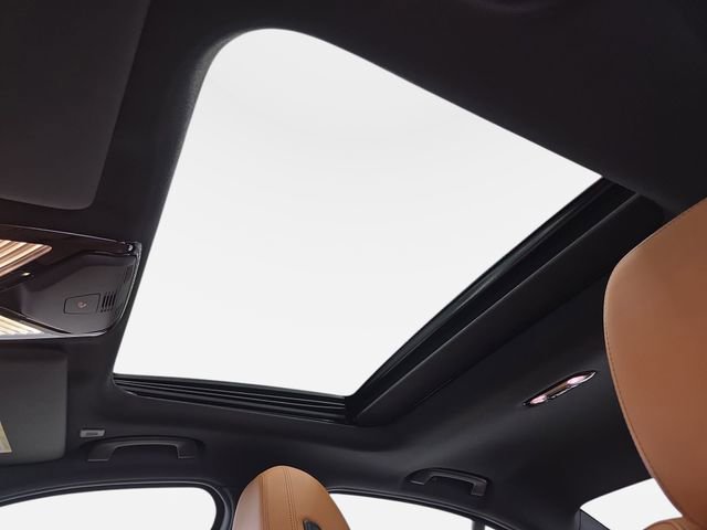 Used 2024 BMW 330i xDrive 330i xDrive w/ Convenience Package image 27