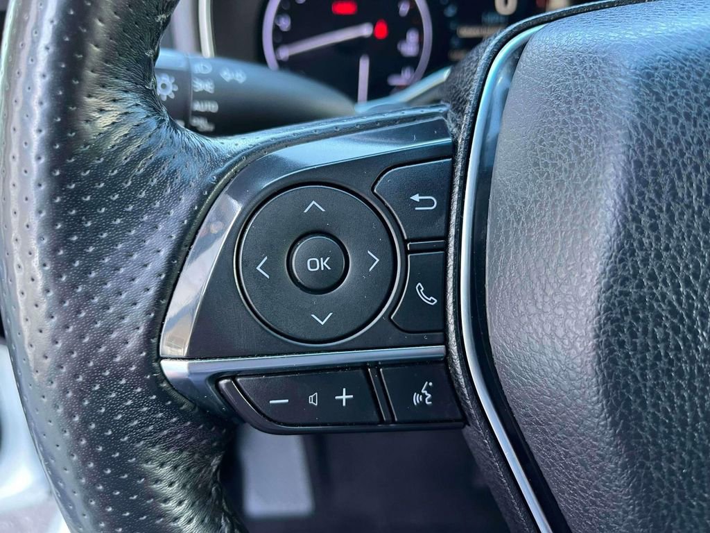 Used 2019 Toyota Avalon XSE w/ All Weather Liner Package FWD image 27