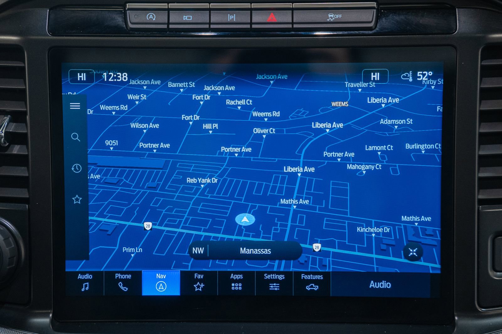 Used 2024 Ford F150 Lariat w/ Equipment Group 502A High image 29