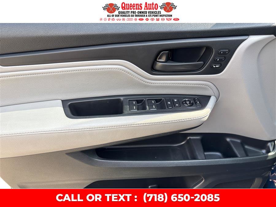 Used 2018 Honda Odyssey Touring image 23