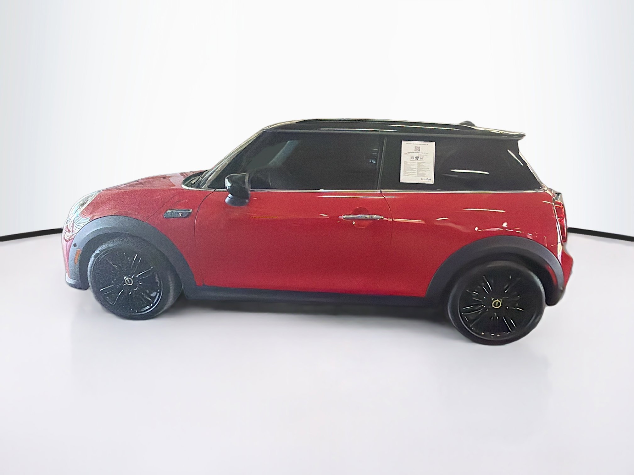 Used 2022 MINI Cooper SE w/ Driver Assistance Package FWD image 4