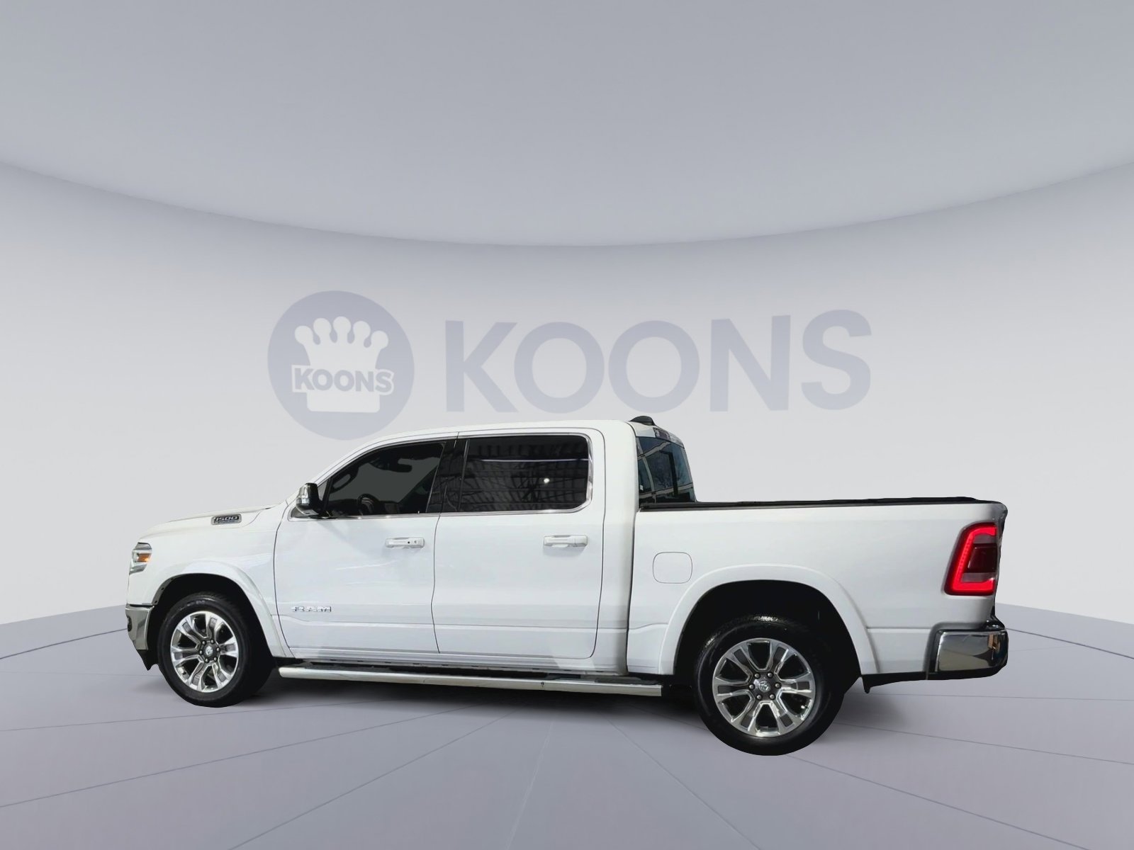 Used 2023 RAM 1500 Limited image 8