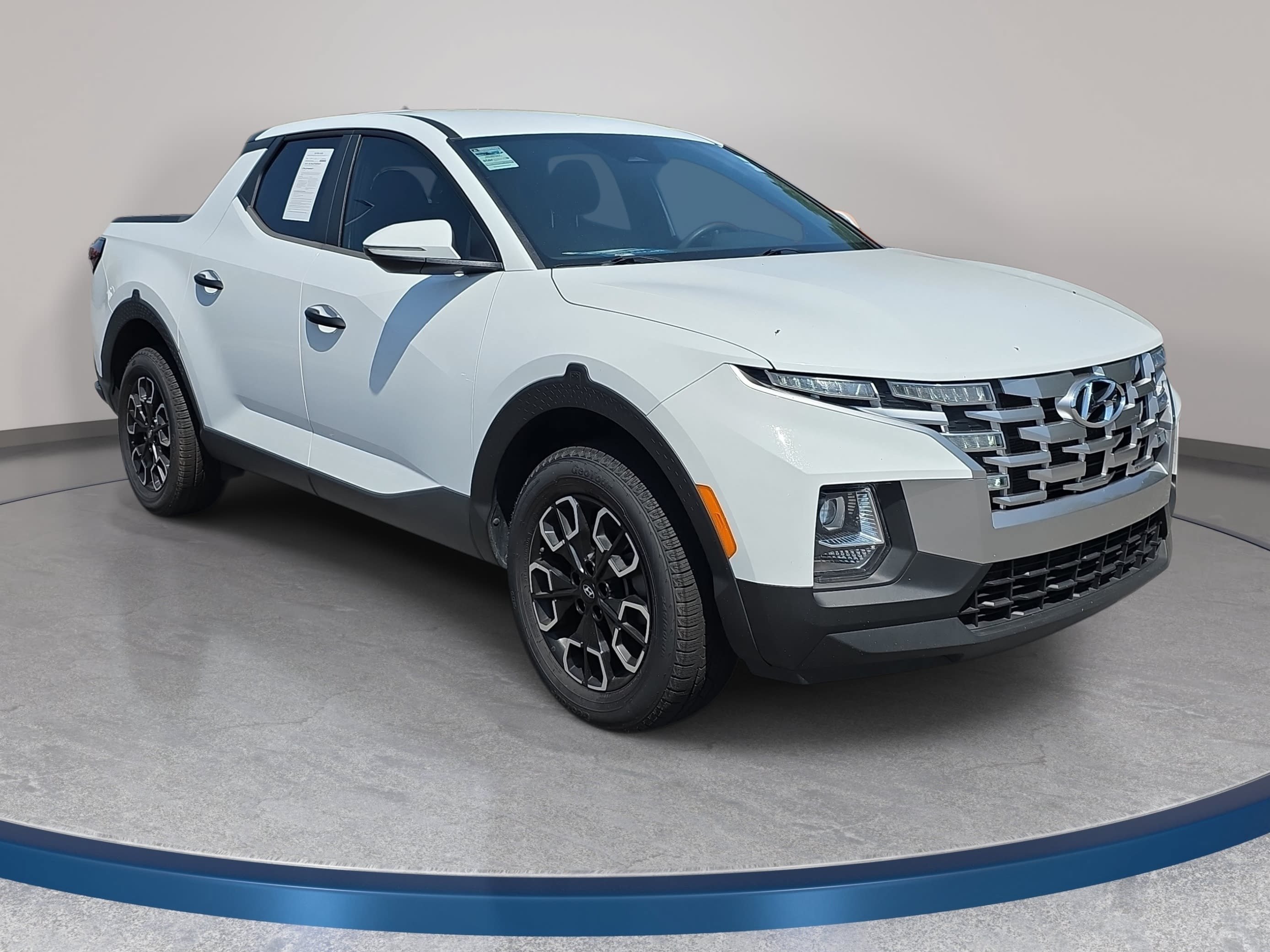 Used 2022 Hyundai Santa Cruz SEL w/ Cargo Package AWD/4WD image 3