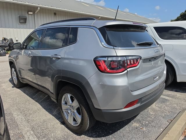 Used 2022 Jeep Compass Latitude FWD image 6
