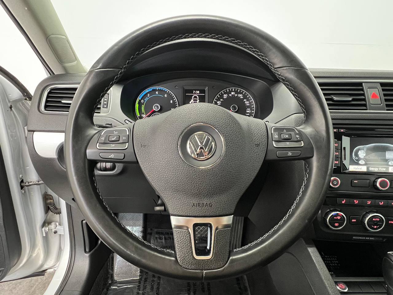 Used 2013 Volkswagen Jetta Hybrid Sedan FWD image 15