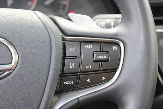 Certified 2025 Lexus ES 350 w/ Premium Package FWD image 17