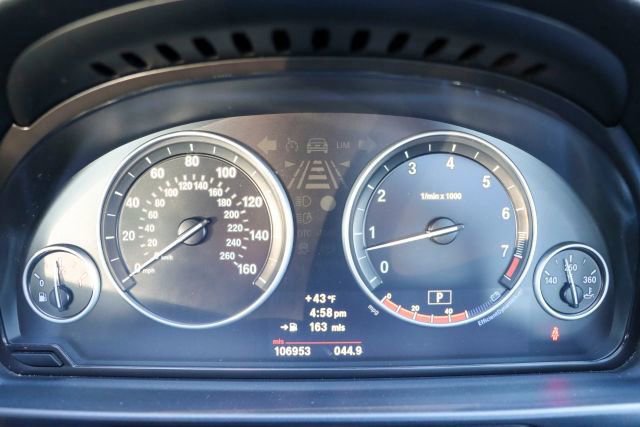 Used 2011 BMW 535i 535i image 32