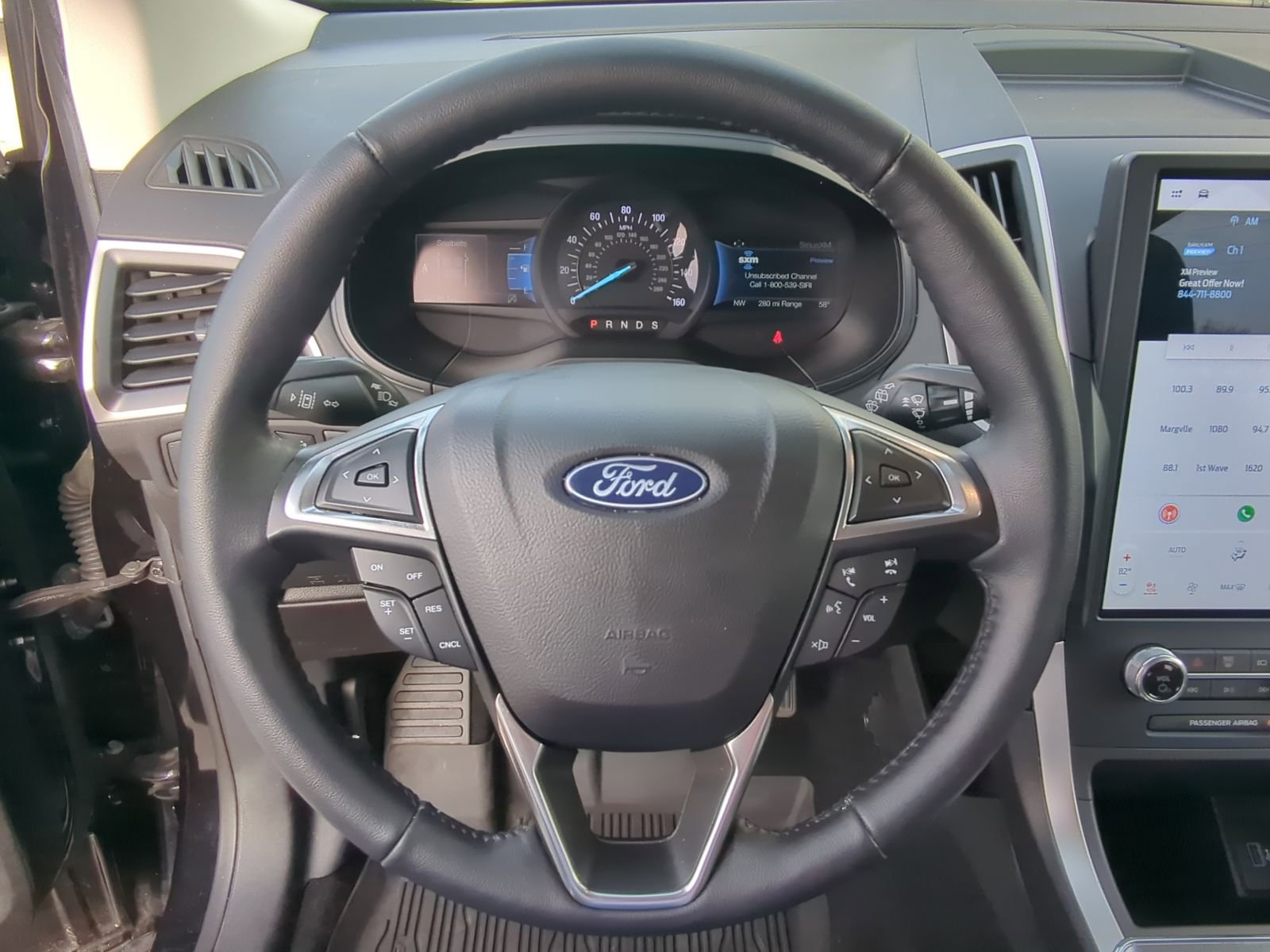 Used 2023 Ford Edge SEL w/ Sport Appearance Package AWD/4WD image 29