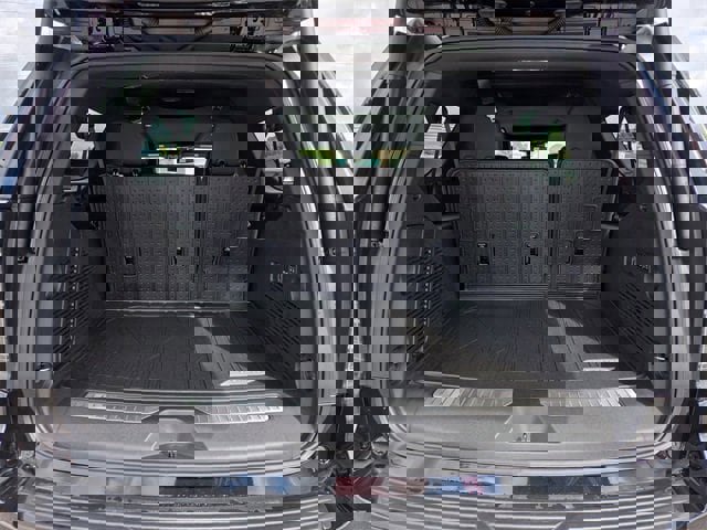 New 2026 Chevrolet Suburban Premier w/ Sun And Tow Package image 14