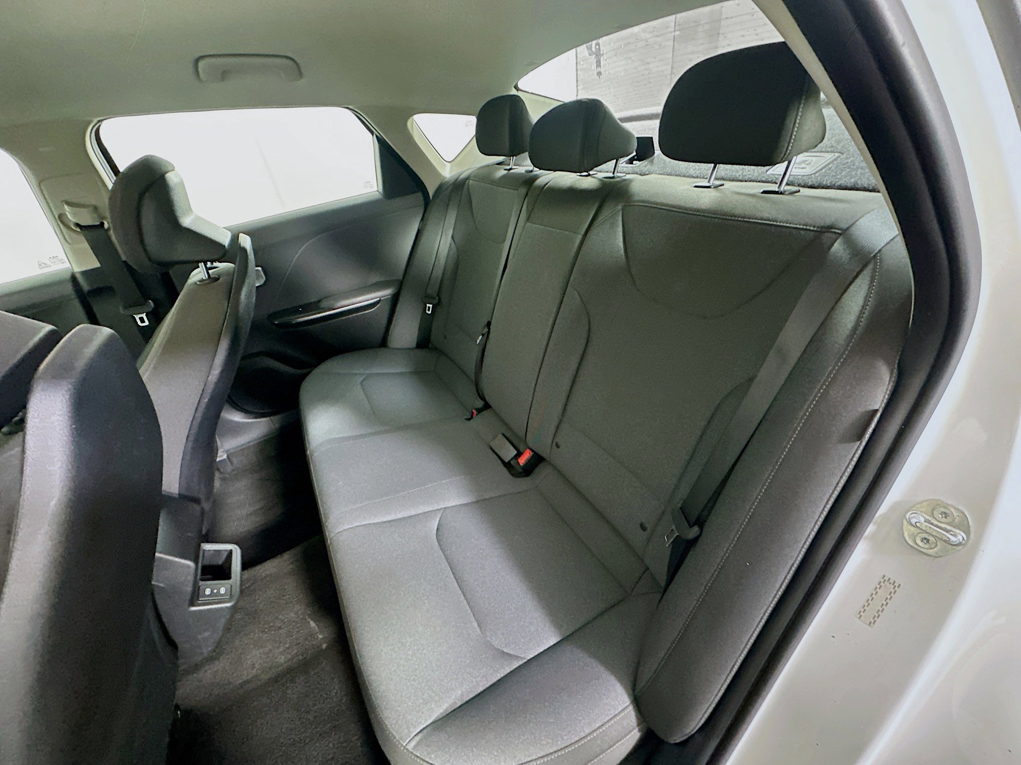 Used 2025 Kia K4 LXS image 26