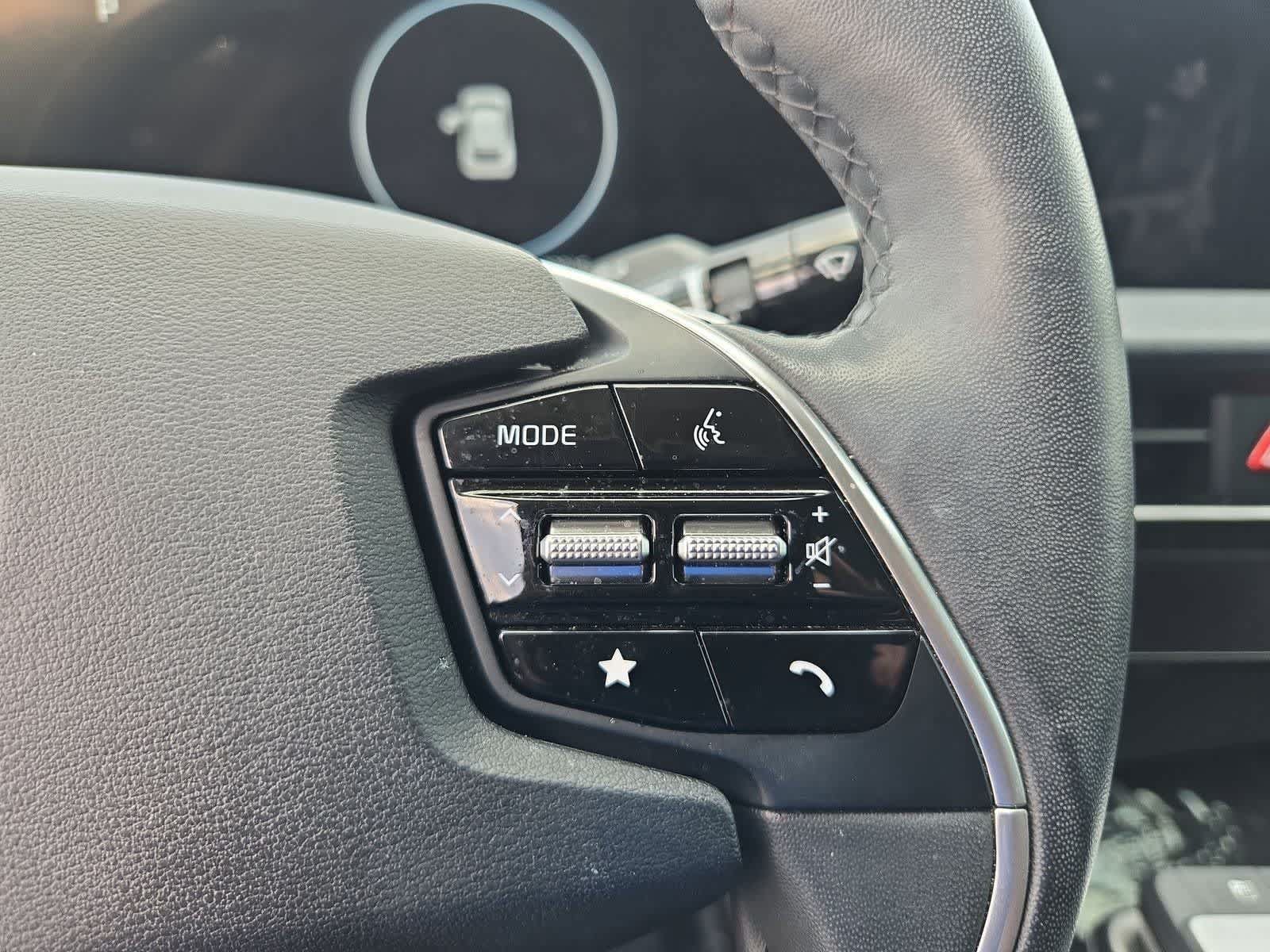 Certified 2023 Kia EV6 Wind w/ Wind Technology Package AWD/4WD image 22