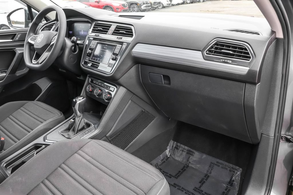 Used 2022 Volkswagen Tiguan S image 36