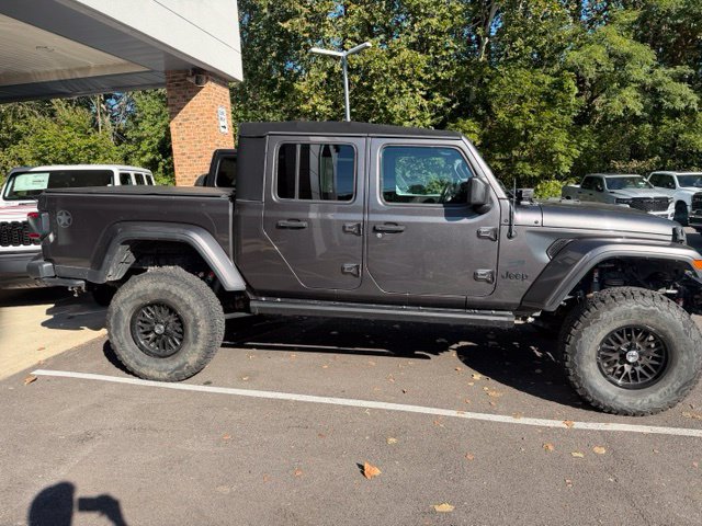 Used 2021 Jeep Gladiator Sport AWD/4WD image 4