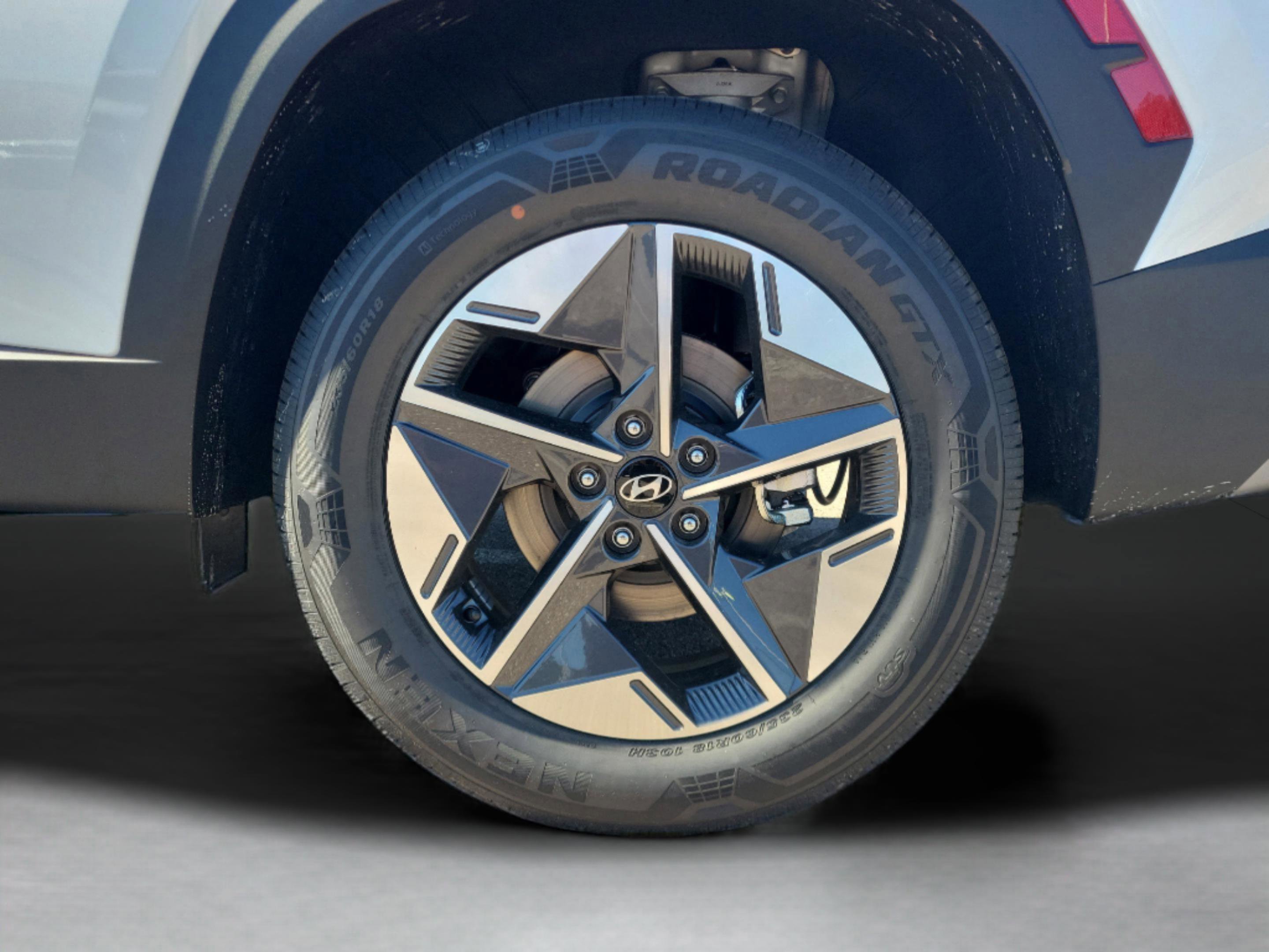 New 2026 Hyundai Tucson SEL image 6