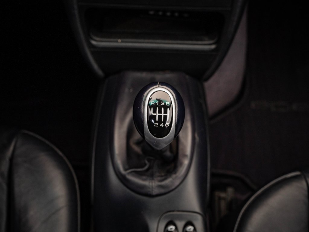 Used 2005 Porsche 911 Carrera image 43