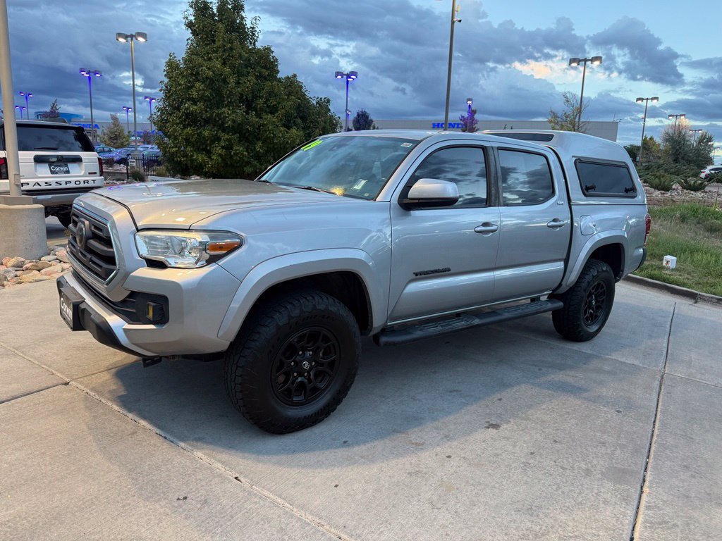 Used 2019 Toyota Tacoma SR5 AWD/4WD image 3