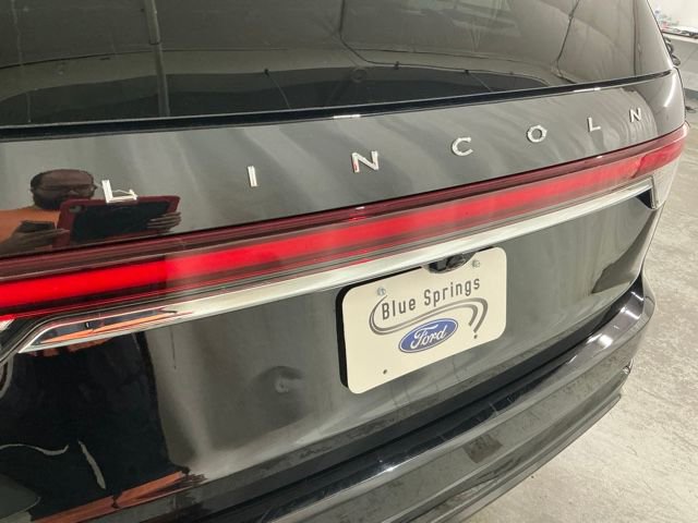 Used 2023 Lincoln Aviator Grand Touring w/ Equipment Group 301A AWD/4WD image 5