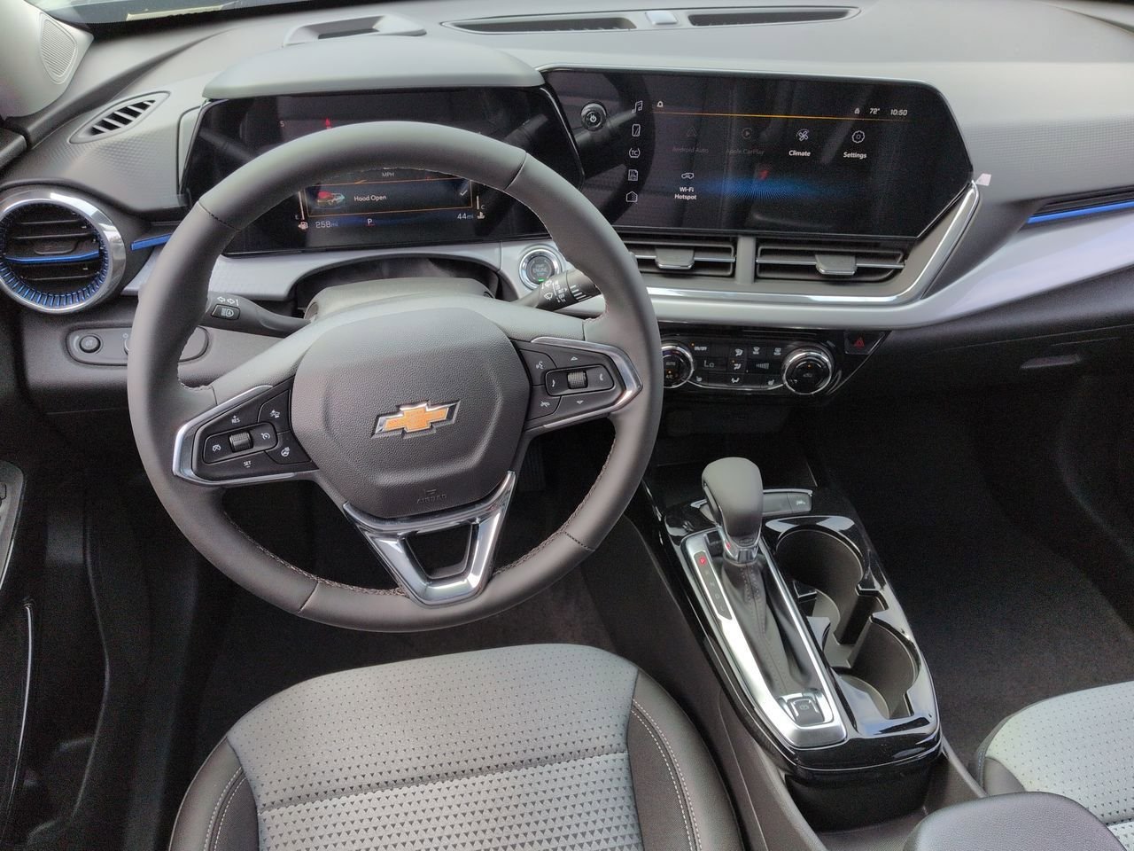 New 2026 Chevrolet Trax LT w/ Driver Confidence Package FWD image 21