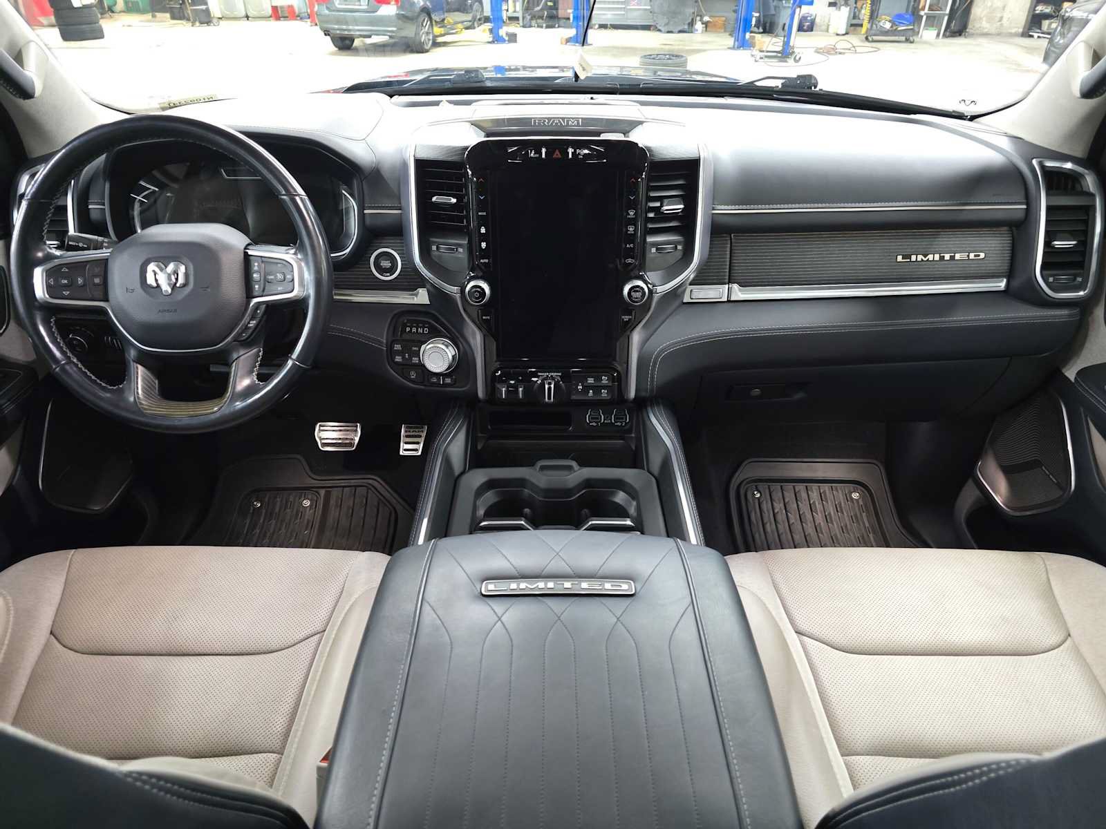 Used 2024 RAM 1500 Limited AWD/4WD image 18