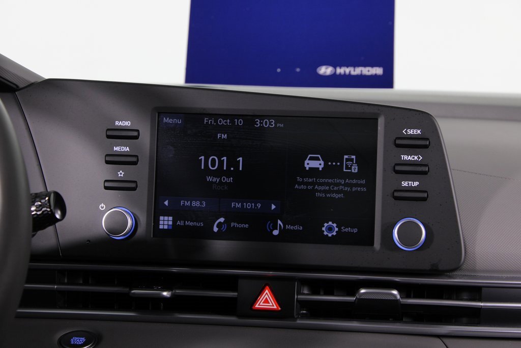 Certified 2025 Hyundai Elantra Sport image 5