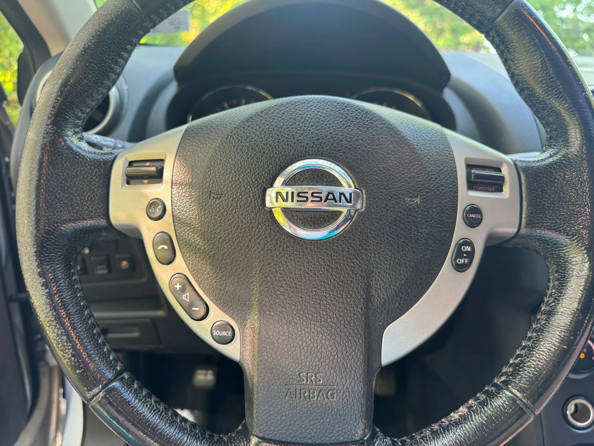 Used 2013 Nissan Rogue SL AWD/4WD image 12