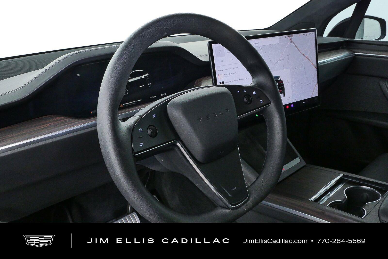 Used 2025 Tesla Model X AWD/4WD image 4