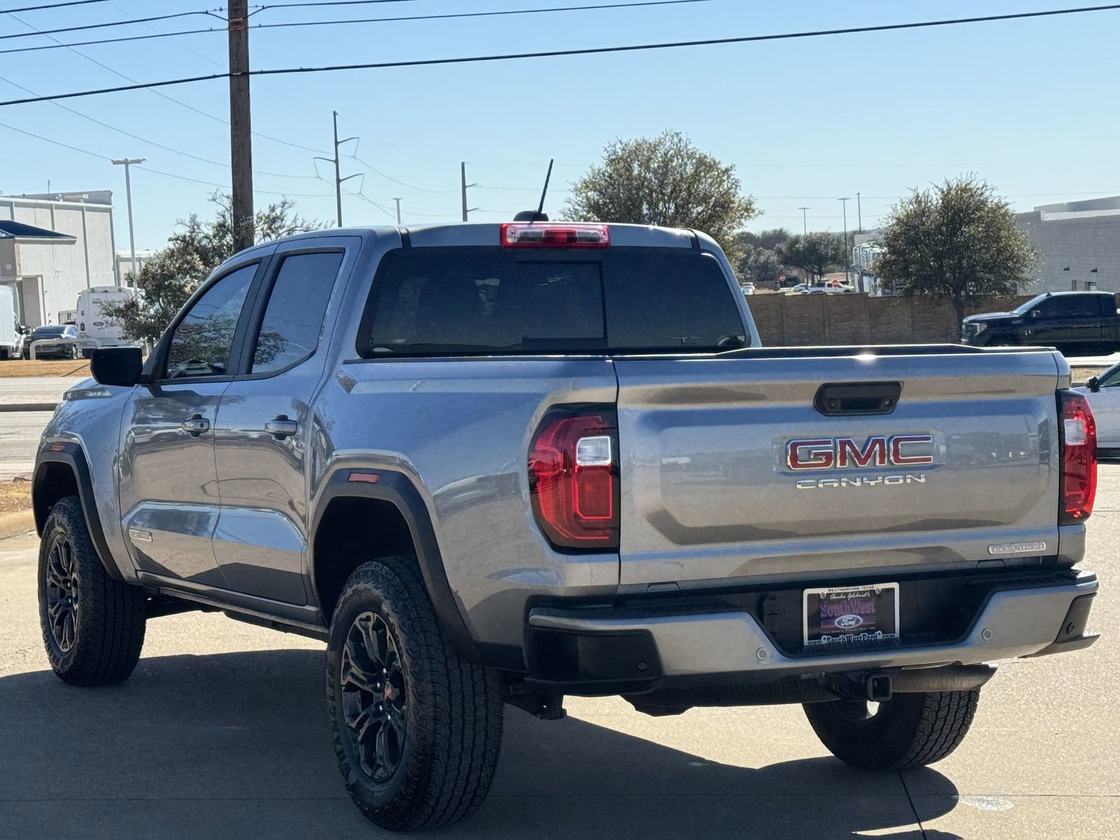 Used 2025 GMC Canyon Elevation w/ Convenience Package image 7