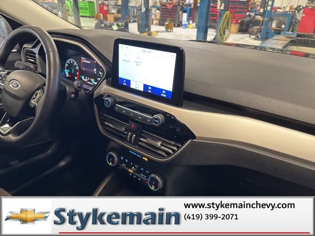 Used 2022 Ford Escape SE w/ Convenience Package image 18