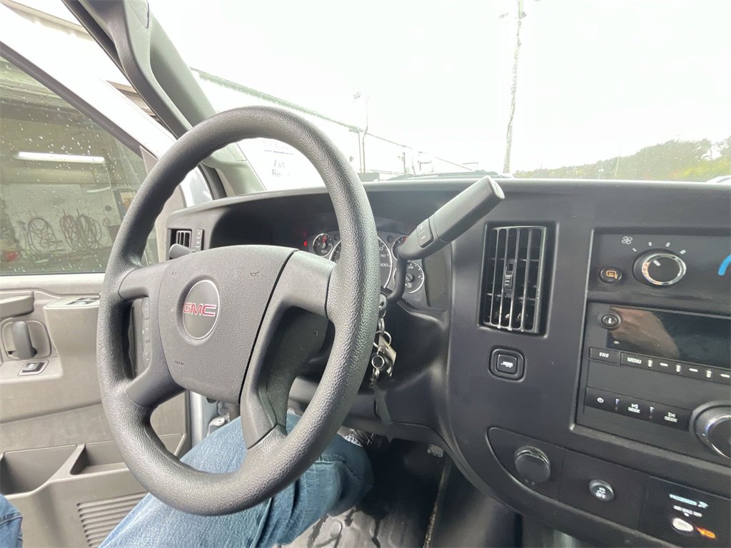 Used 2024 GMC Savana 2500 w/ Driver Convenience Package image 18