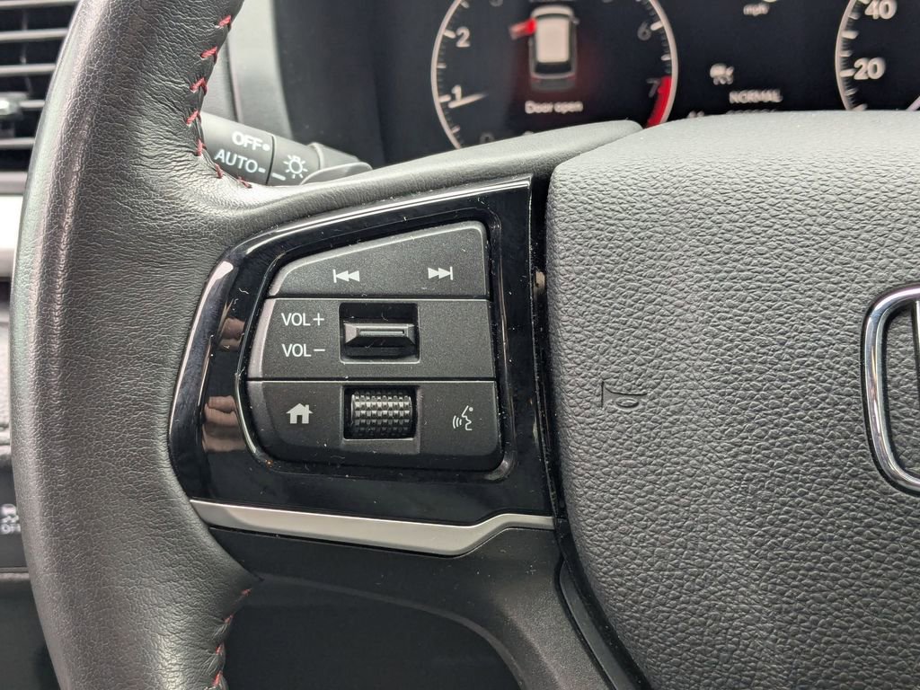 Used 2025 Honda Odyssey Sport-L image 18